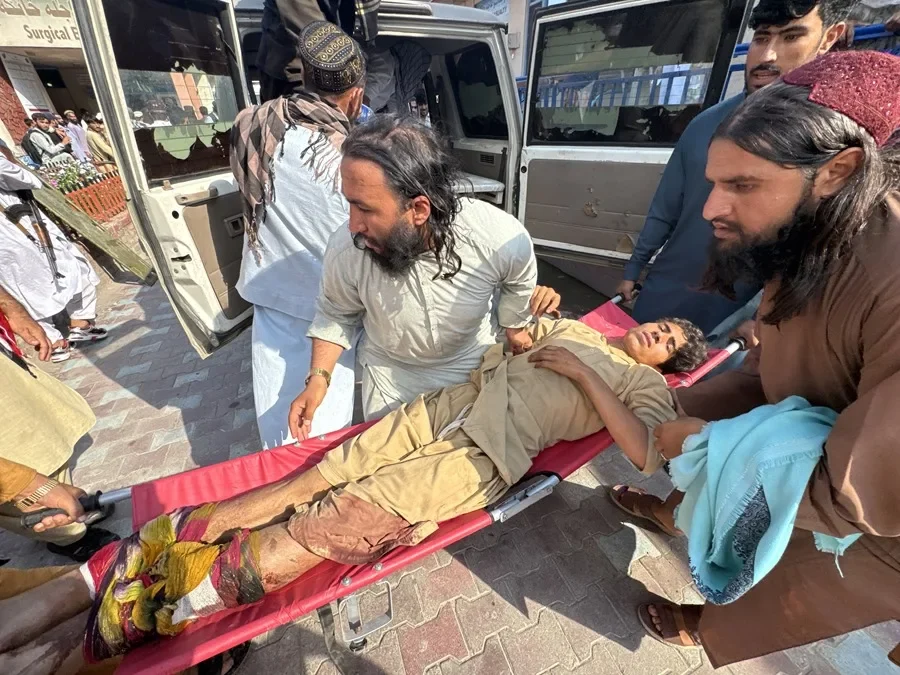 Muertos y 2.500 resultaron heridos en un terremoto en Afganistán