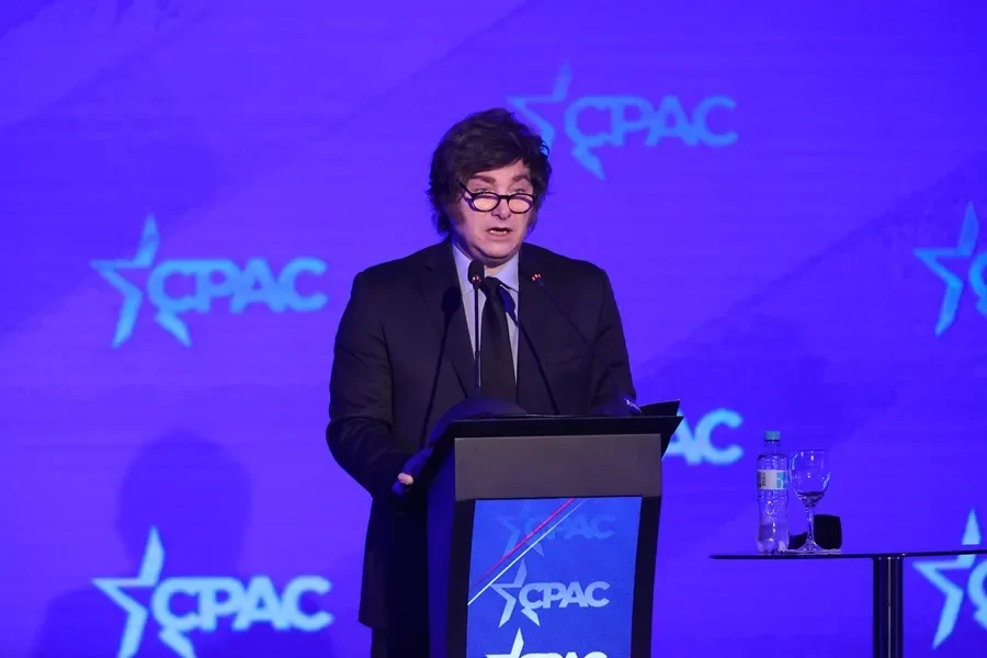 "No hay terceros caminos en este camino"