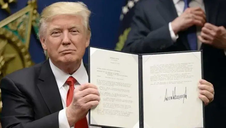 Trump firma el comando ejecutivo para solicitar una pena de muerte en Washington DC