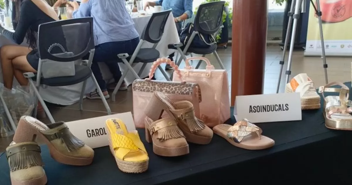 AVISO en el SECTOR CALZADO en Santander por posible AUMENTO DE ARANCELES EN USA.