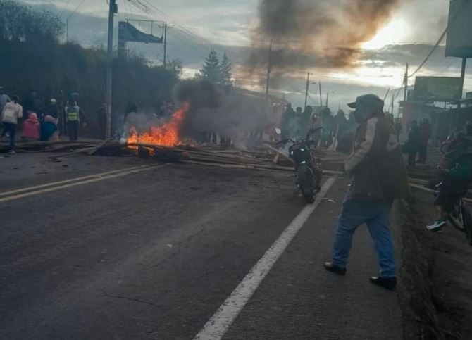 Al menos cinco venezolanios fueron arrestados por violentas protestas en Ecuador
