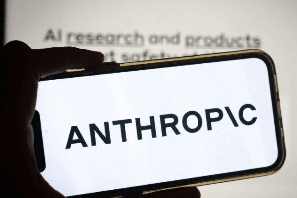 Anthropic anuncia un acuerdo de chip de IA por valor de 1 millón de dólares con Google