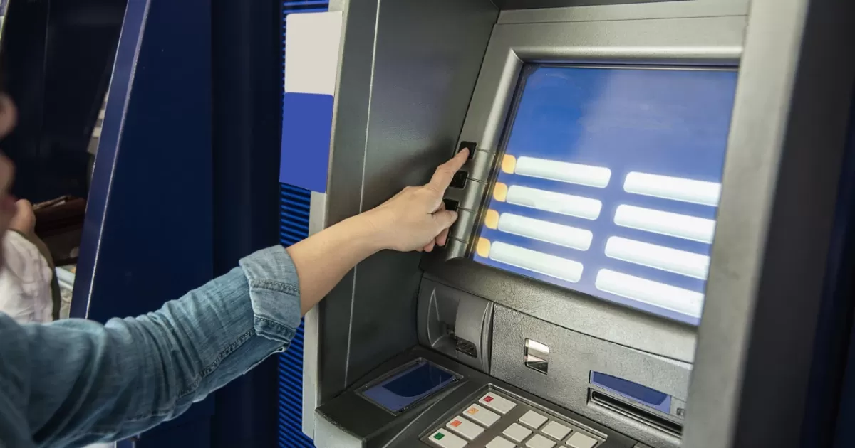 Hace 50 años se instaló el primer cajero automático en Colombia: así luce hoy