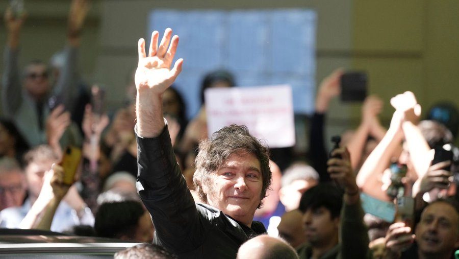 "Hoy comienza una nueva etapa en la reconstrucción de la Argentina"