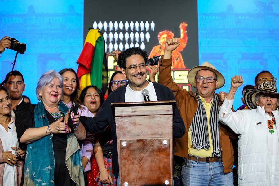 Iván Cepeda se consolida como líder del Pacto Histórico tras ganar la consulta presidencial