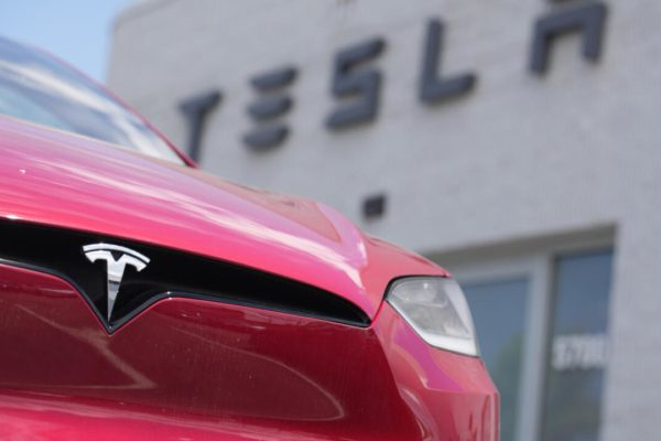 Las ventas de Tesla aumentan en un 7% en el tercer trimestre y supera las expectativas