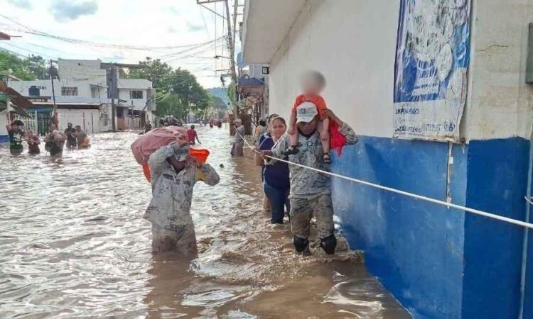 México eleva a 44 el número de muertes por lluvia