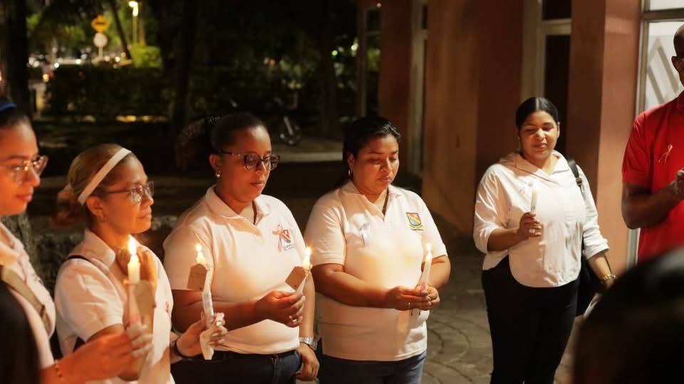 Velatón por la Vida y la Memoria reunió a familias en San Andrés