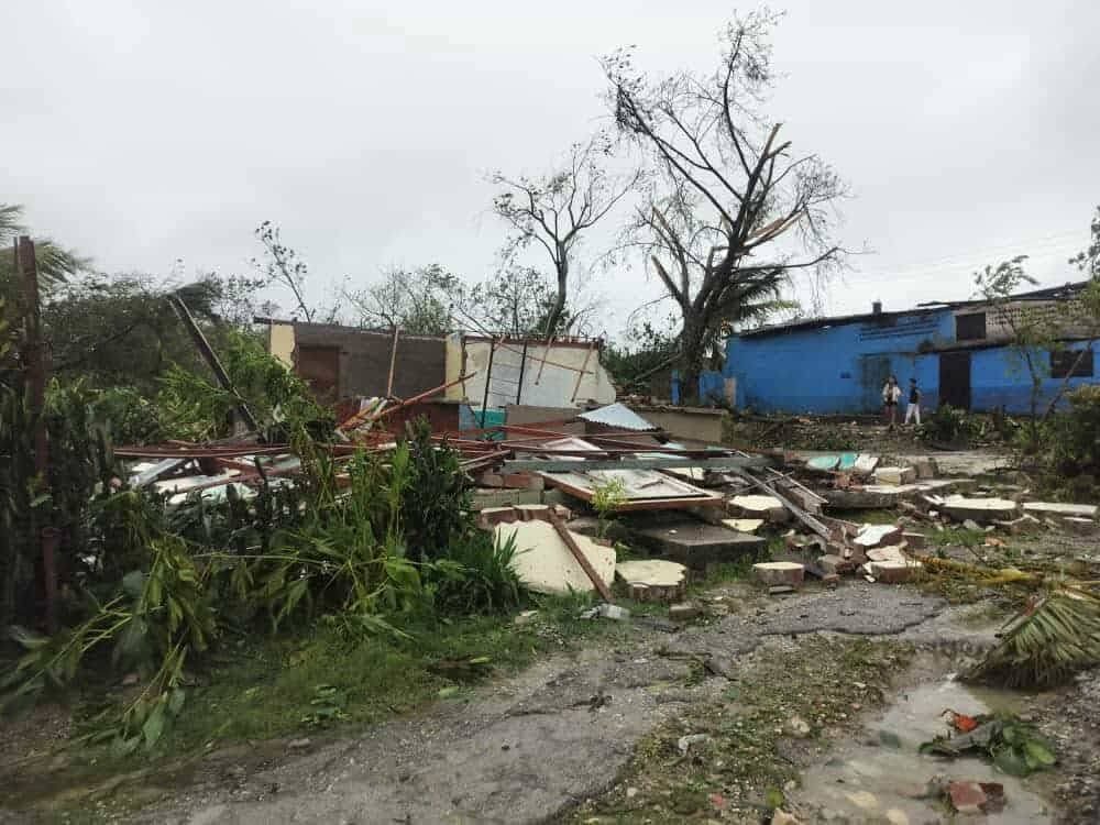 al menos 49 muertos y miles de afectados