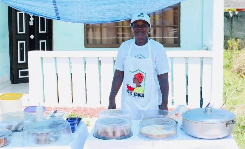 Sabores que cuentan historias: la mesa raizal de San Andrés