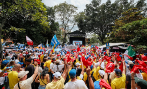 Apoteósico cierre de campaña de Paloma Valencia en Belén: “Van a sentir el puño de acero de la mujer colombiana”
