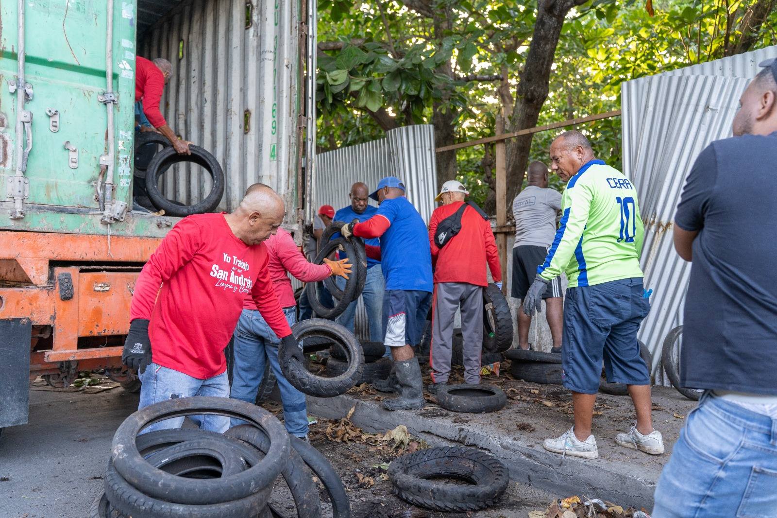 Jornada posconsumo permitió recolectar más de 6 toneladas de residuos en la isla.
