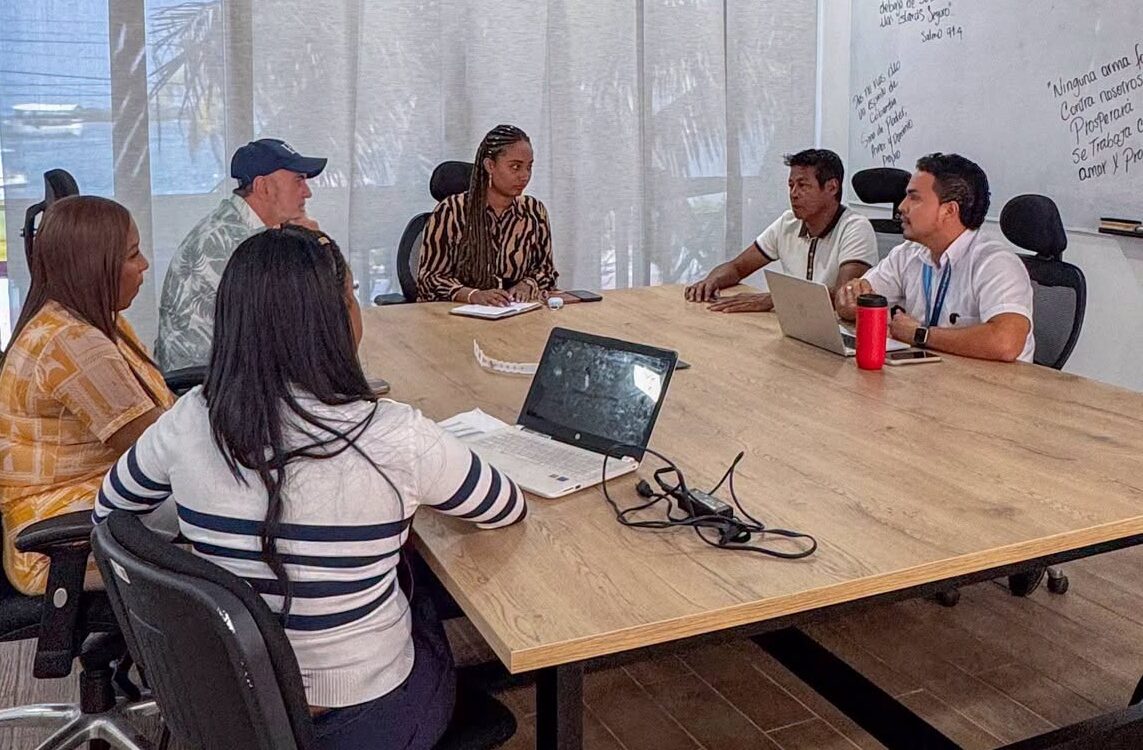 Gobernadora Girley Ordóñez lidera primera mesa de trabajo con la Nueva EPS para fortalecer la atención en salud en San Andrés