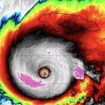 El huracán Melissa azotó Jamaica como una tormenta “catastrófica” de El huracán Melissa azotó Jamaica como una tormenta "catastrófica" de categoría 5