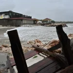 Jamaica se prepara para el huracán Melissa mientras Cuba se Jamaica se prepara para el huracán Melissa mientras Cuba se prepara para posibles inundaciones